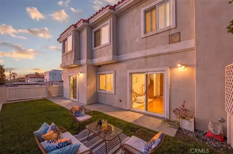 413 N Elena, Redondo Beach, CA 90277