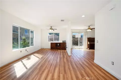 Living - 893 W Kemp Ct, Compton, CA 90220 photo 4 of 8