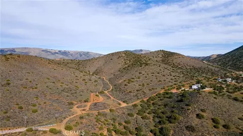 0 Hanawalt Rd, Agua Dulce, CA 91390 photo 2