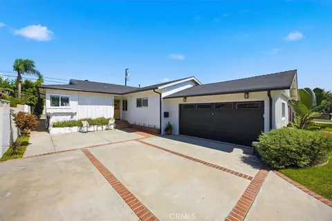 5303 W 141st St, Hawthorne, CA 90250