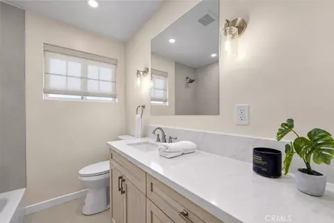 Bath - 5206 Ruby St, Torrance, CA 90503 photo 4 of 6