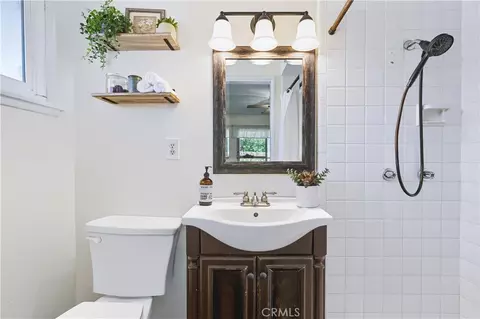 Bath - 6623 Evelyn, Riverside, CA 92504 photo 1 of 2