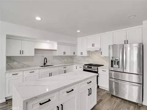 Kitchen - 20215 Tajauta, Carson, CA 90746 photo 2 of 4
