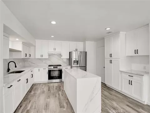 Kitchen - 20215 Tajauta, Carson, CA 90746 photo 3 of 4