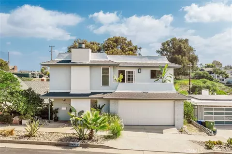 8204 Calabar Ave, Playa Del Rey, CA 90293