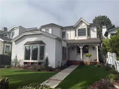 583 36th St, Manhattan Beach, CA 90266