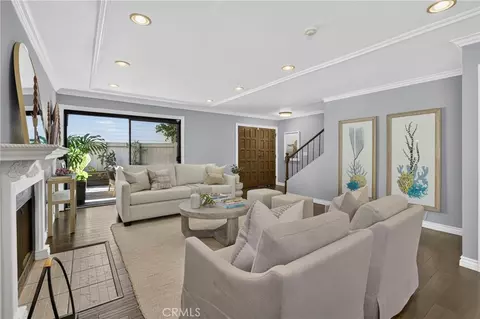 1419 Goodman Ave, Redondo Beach, CA 90278