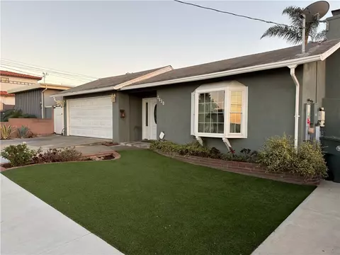2430 W 239th St, Torrance, CA 90501