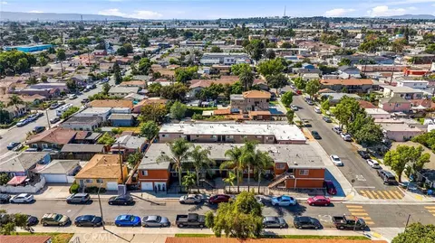 View/Area - 5333 Pine Ave, Long Beach, CA 90805 photo 1 of 5