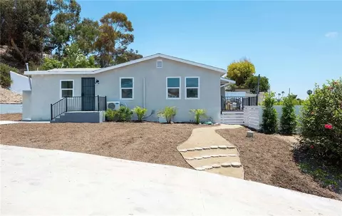 Exterior - 2250 Oceanside, Oceanside, CA 92054 photo 2 of 11