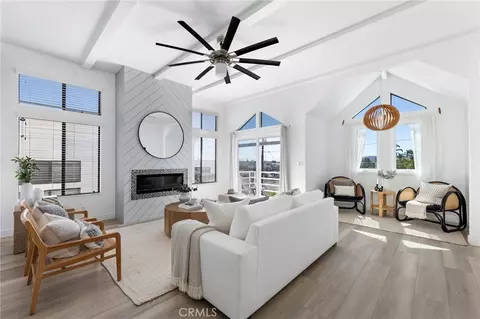 1245 8th St, Hermosa Beach, CA 90254