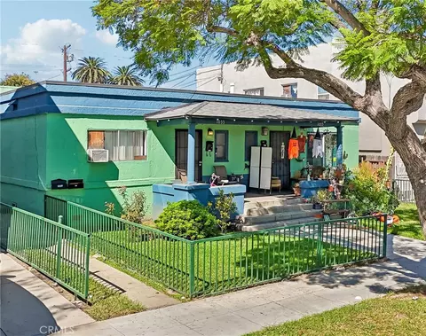 Exterior - 1033 Stanley Ave, Long Beach, CA 90804 photo 7 of 8