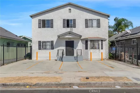 211 E 55th St, Los Angeles, CA 90011
