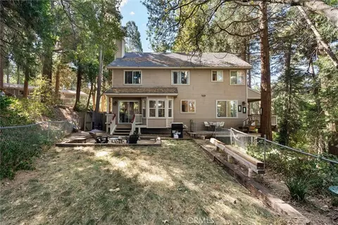 Exterior - 23788 Inspiration, Crestline, CA 92325 photo 2 of 10