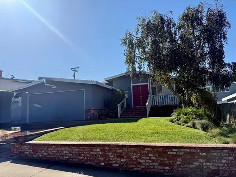 1344 18th, Manhattan Beach, CA 90266