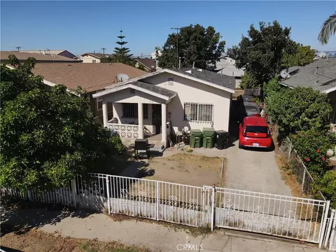 715 W 56th St, Los Angeles, CA 90037