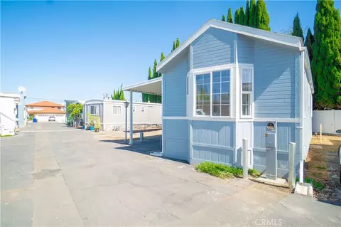 2350 250 St #6, Lomita, CA 90717