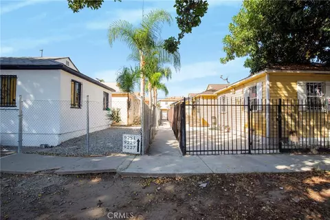 9227 S Western Ave, Los Angeles, CA 90047