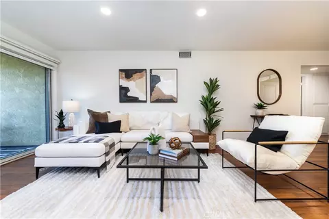 Living - 950 Main #202, El Segundo, CA 90245 photo 4 of 5