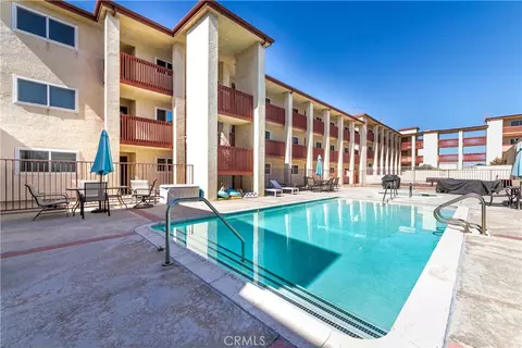 Exterior - 950 Main #202, El Segundo, CA 90245 photo 2 of 7
