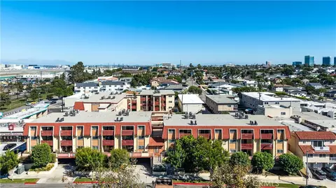 View/Area - 950 Main #202, El Segundo, CA 90245 photo 1 of 2