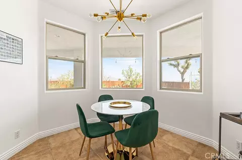Dining - 61424 Latham Trl, Joshua Tree, CA 92252 photo 1 of 1