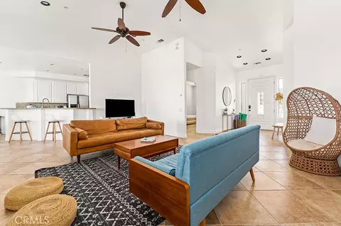 Living - 61424 Latham Trl, Joshua Tree, CA 92252 photo 2 of 2