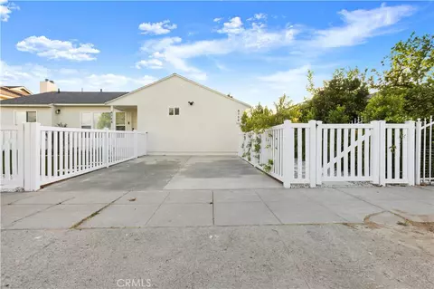 Exterior - 8759 Snowden Ave, Arleta, CA 91331 photo 8 of 9