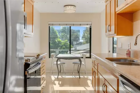Kitchen - 2538 E 2nd #207, Long Beach, CA 90803 photo 1 of 4