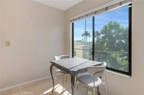 Dining - 2538 E 2nd #207, Long Beach, CA 90803 photo 5 of 5