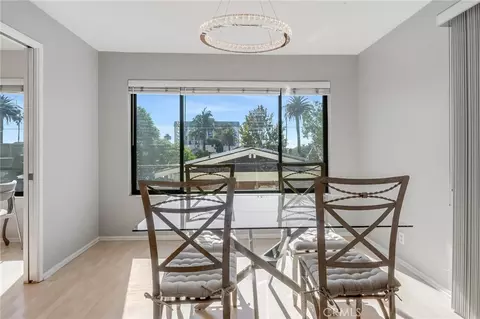 Dining - 2538 E 2nd #207, Long Beach, CA 90803 photo 1 of 5