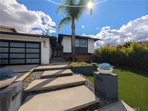 30564 Mainmast Dr, Agoura Hills, CA 91301