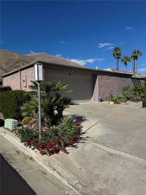152 E Via Huerto, Palm Springs, CA 92264