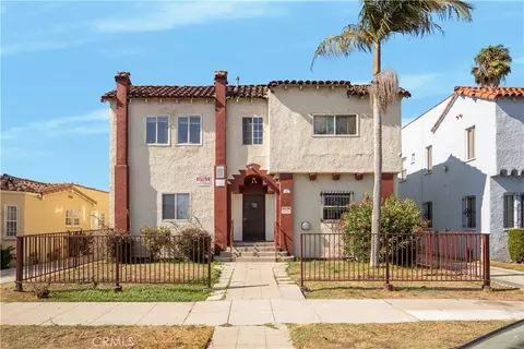 1103 W 64th St, Los Angeles, CA 90044