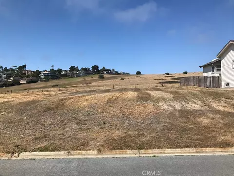4850 Windsor Blvd, Cambria, CA 93428 photo 2