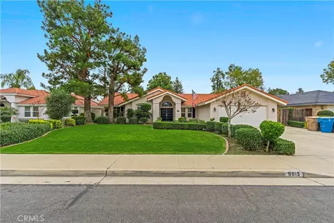 9813 Valley Forest Ct, Bakersfield, CA 93311