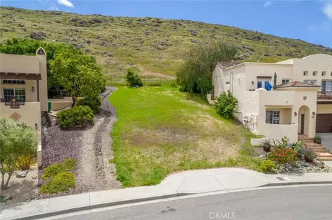 489 Bluerock Dr, San Luis Obispo, CA 93401