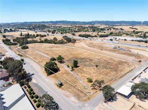 6229 Monterey Rd, Paso Robles, CA 93446 photo 5