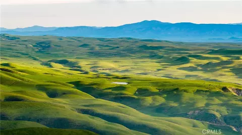 8050 Bitterwater Rd, Shandon, CA 93461