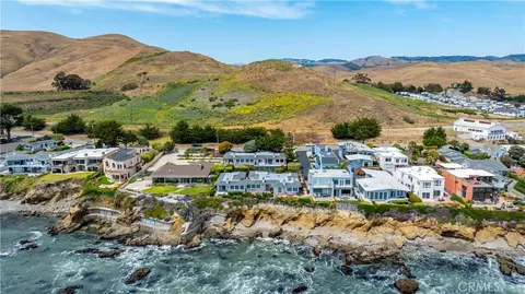 View/Area - 557 Lucerne St, Cayucos, CA 93430 photo 5 of 14