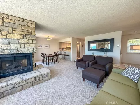 Living - 557 Lucerne St, Cayucos, CA 93430 photo 4 of 5