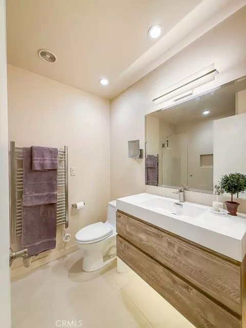 Bath - 557 Lucerne St, Cayucos, CA 93430 photo 1 of 6