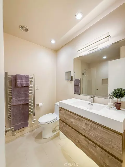 Bath - 557 Lucerne St, Cayucos, CA 93430 photo 1 of 6