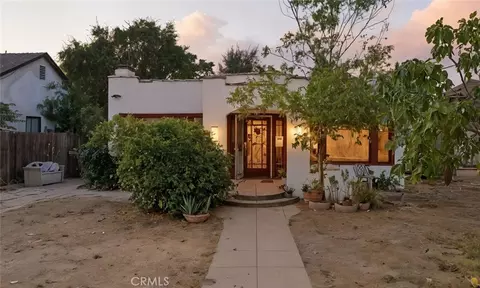 325 Flower St, Bakersfield, CA 93305