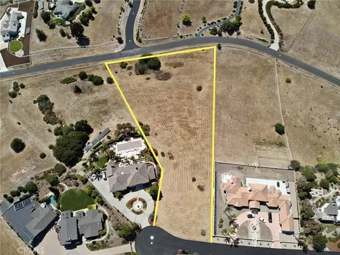 256 Candice Ct, Arroyo Grande, CA 93420