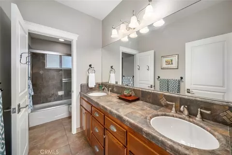Bath - 159 Ash Ave, Cayucos, CA 93430 photo 3 of 5