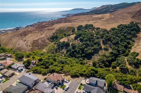 991 Visalia St, Pismo Beach, CA 93449