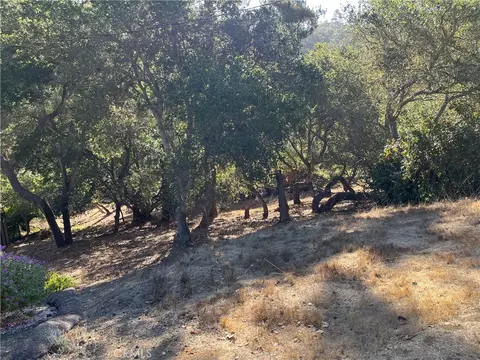 17 Bradford Rd, Cambria, CA 93428