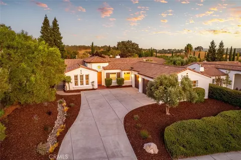 912 Salida Del Sol, Paso Robles, CA 93446