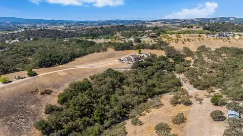 350 Robles Rd, Paso Robles, CA 93446 photo 7